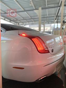 جاكوار XJ